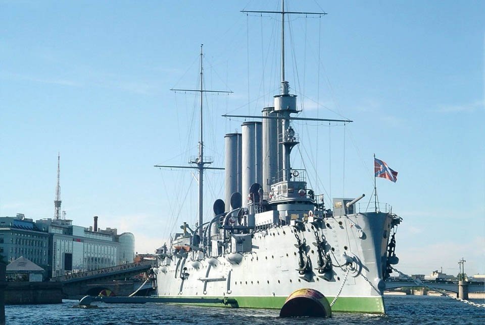 Экскурсия на крейсер «Аврора» в Санкт-Петербурге